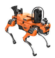 Robot de reconocimiento de incendios de cuatro patas grita luz de advertencia